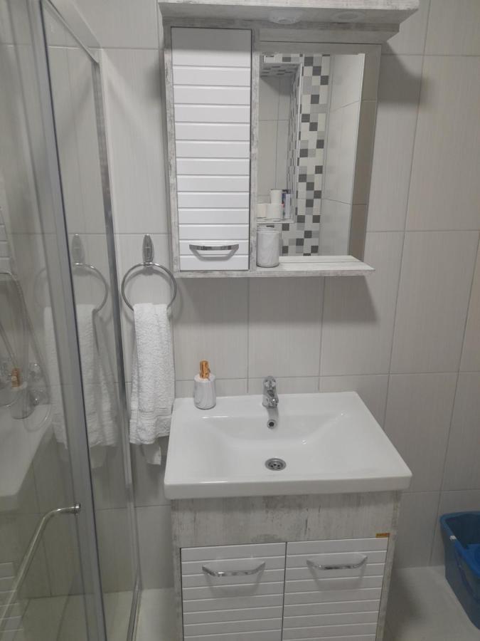 Ni Holiday Apartaments 2 מראה חיצוני תמונה